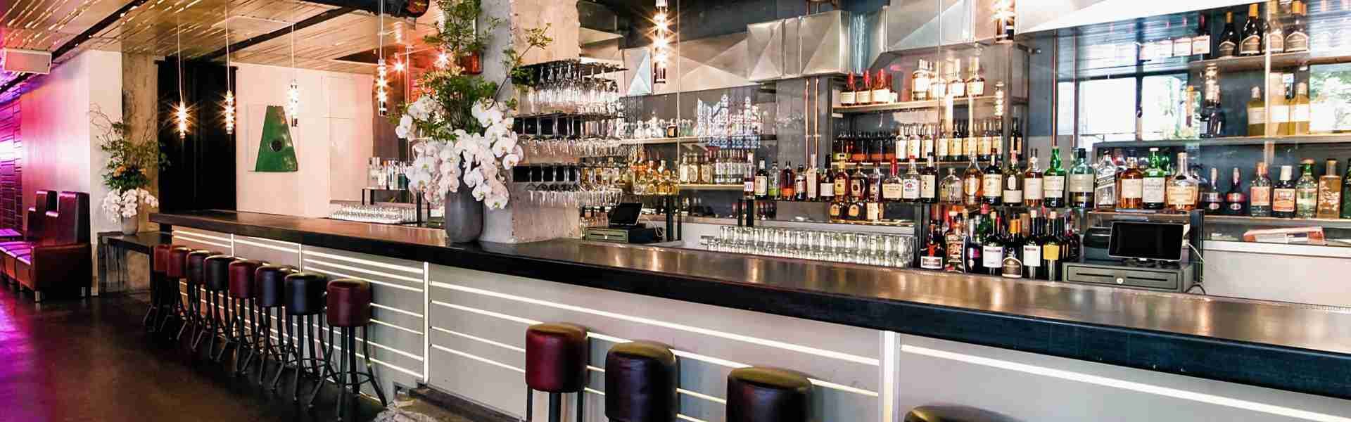 patio-bar-event-space