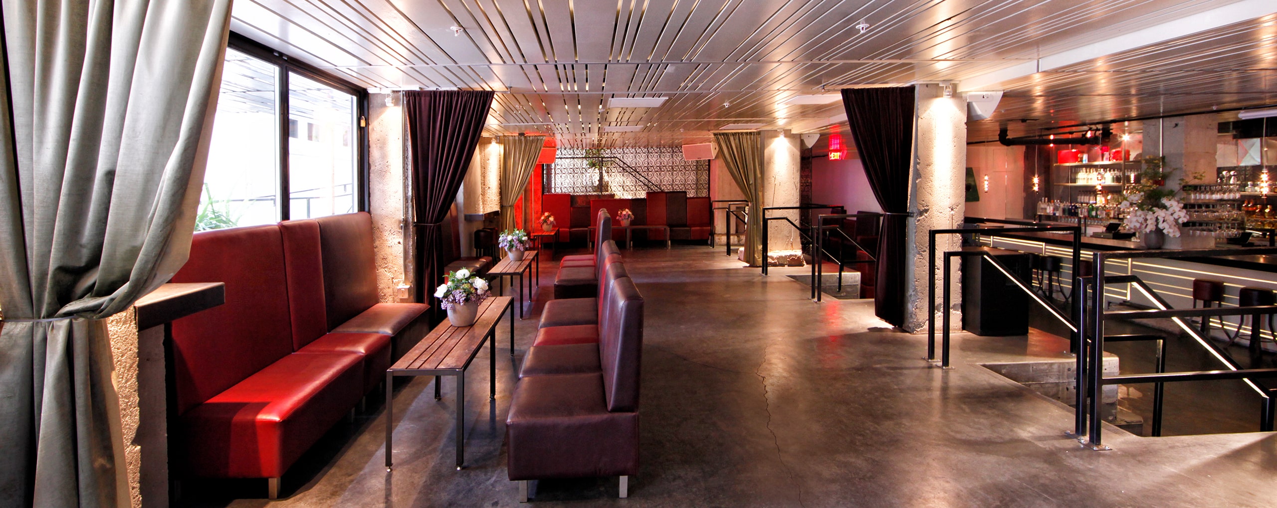 San-Francisco-Jones-Interior-Booths-Vacant-Day-1-min